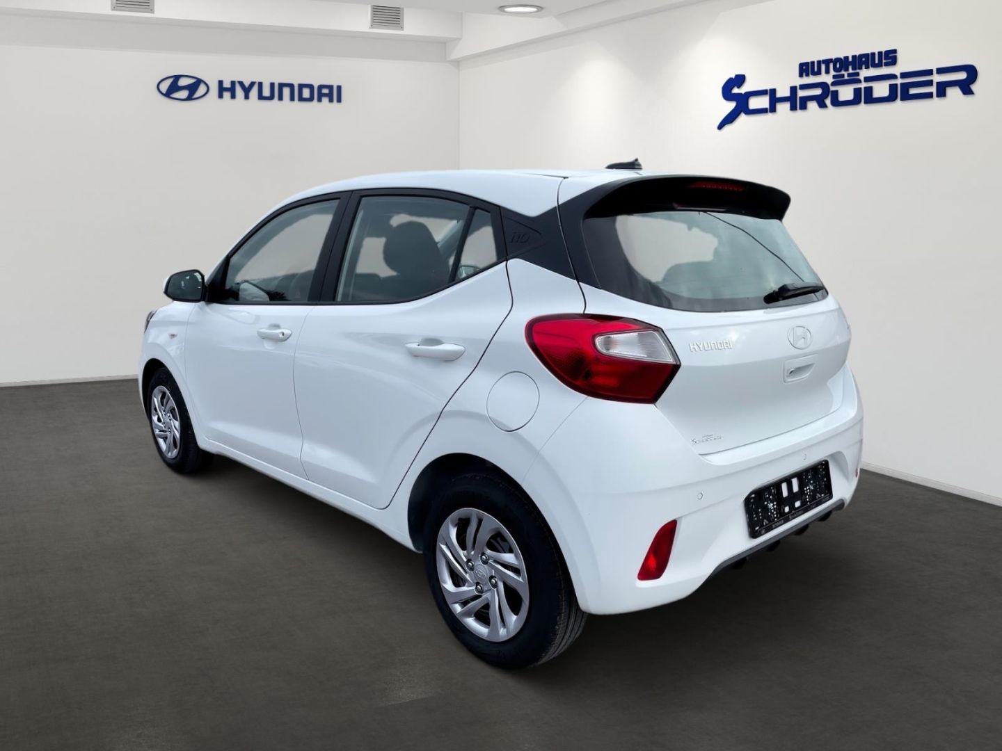 Fahrzeugabbildung Hyundai i10 1.0 Select  Navigation Rückfahrkamera Parkse