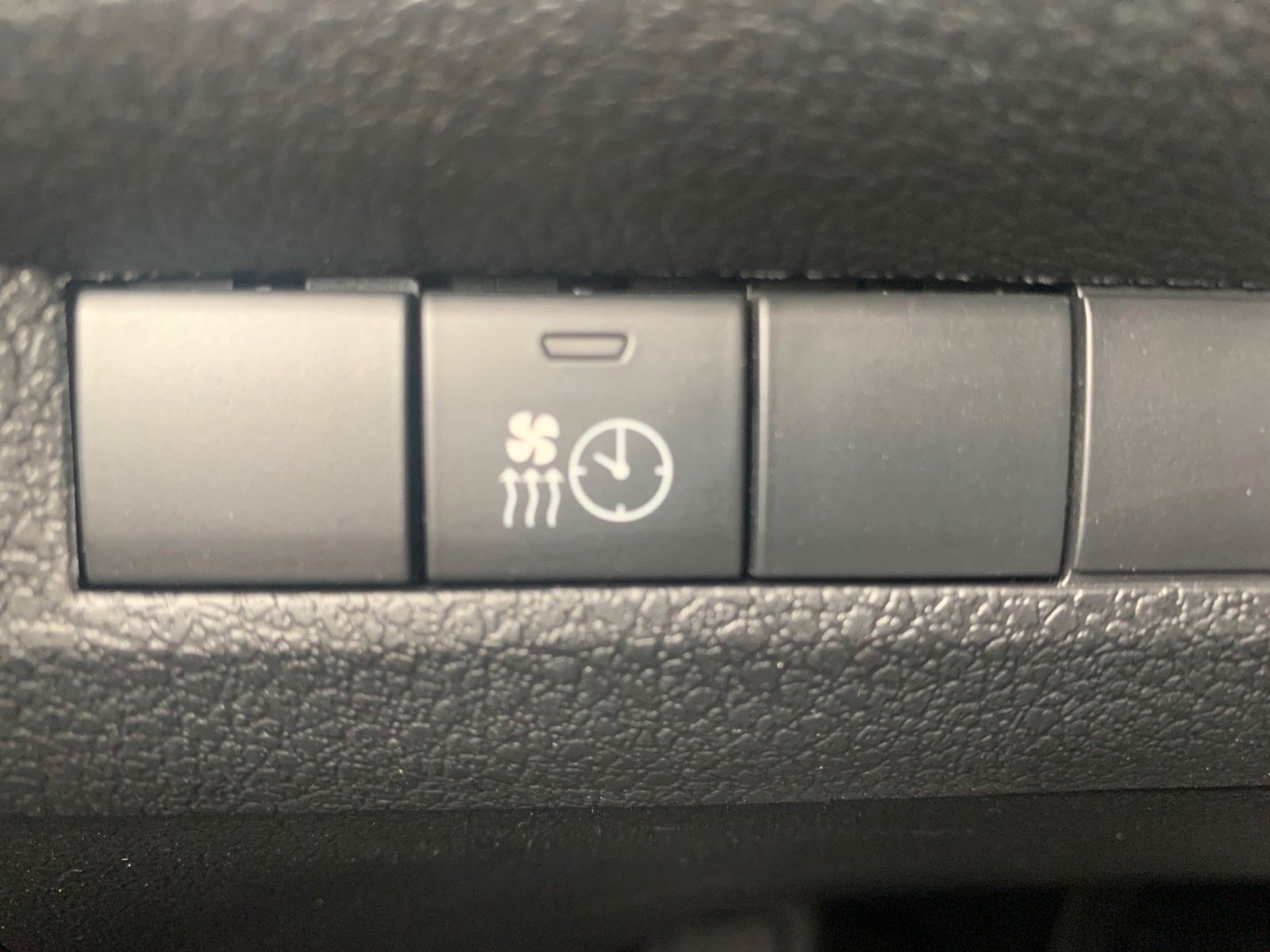 Fahrzeugabbildung Citroën Jumpy Kasten Lang Doppelkabine