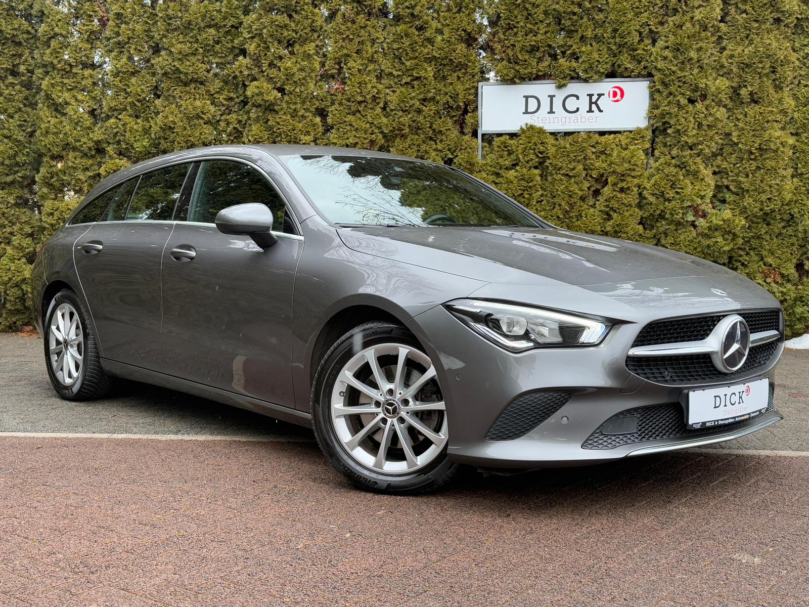 Mercedes-Benz CLA 200 Shooting Brake Progres LED+MBUX+PARK+SHZ