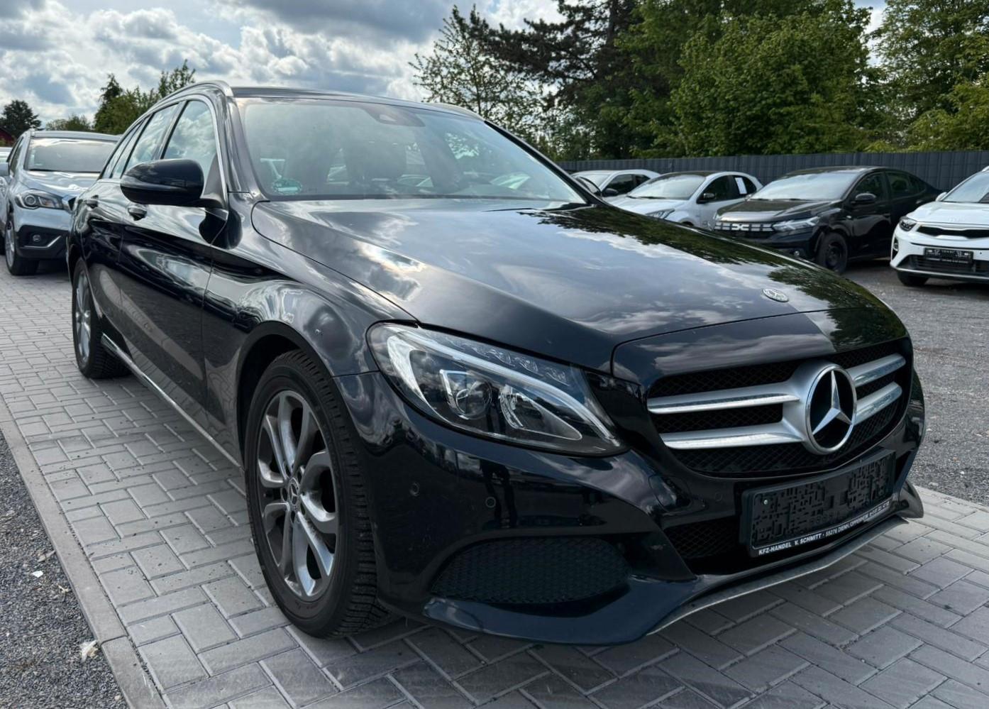 Mercedes-Benz C 180 T-Modell CGI T AHK PDC