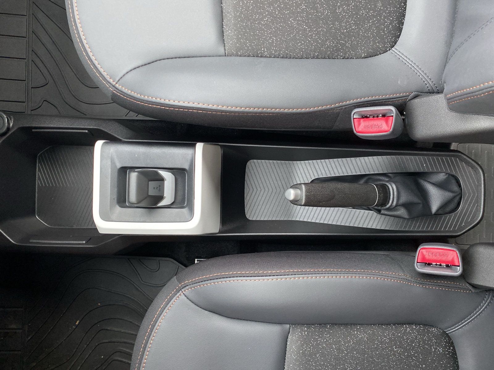 Dacia Spring - Bild 16