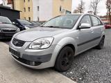 Kia Rio 1.5 CRDi EX*KLIMAAUTO*EU4*1HA - gebrauchte Kia Rio aus dem Jahr 2007