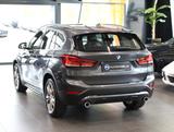 BMW X1 xDrive 20 i Sport Line 1. Hand*Pano*HUD*TOP - BMW X1 Gebrauchtwagen in Dortmund
