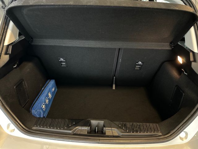 Fahrzeugabbildung Ford Fiesta Cool & Connect*NAVI*KLIMA*PDC*SHZ*1.HAND