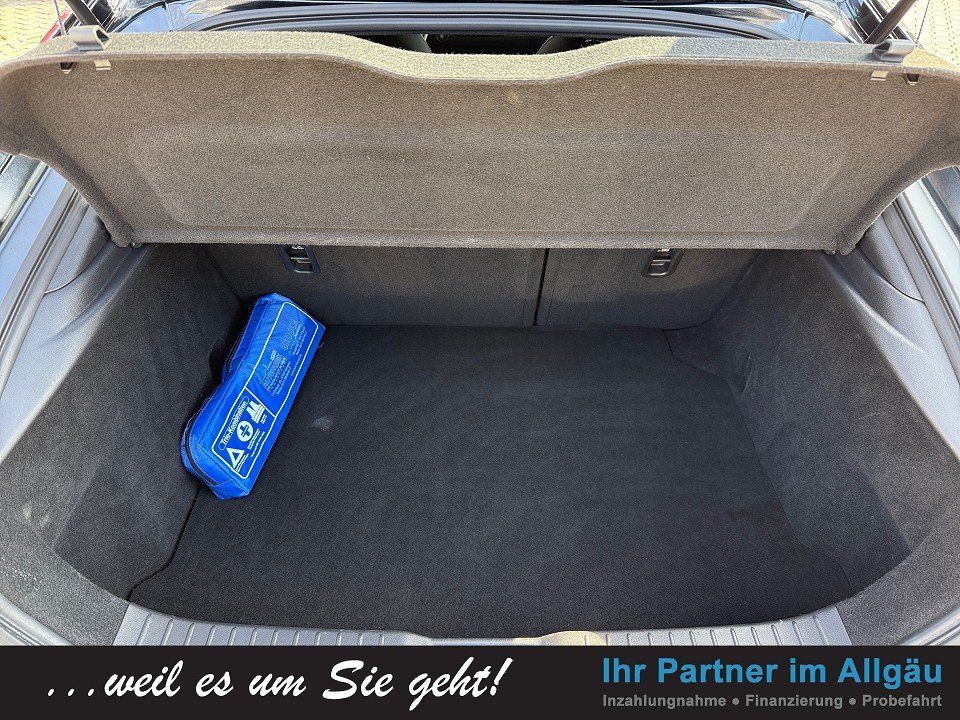 Fahrzeugabbildung Mazda 3 SKY-G 150 HOMURA PRE-P 1HD GARANTIE-02/29 BOSE