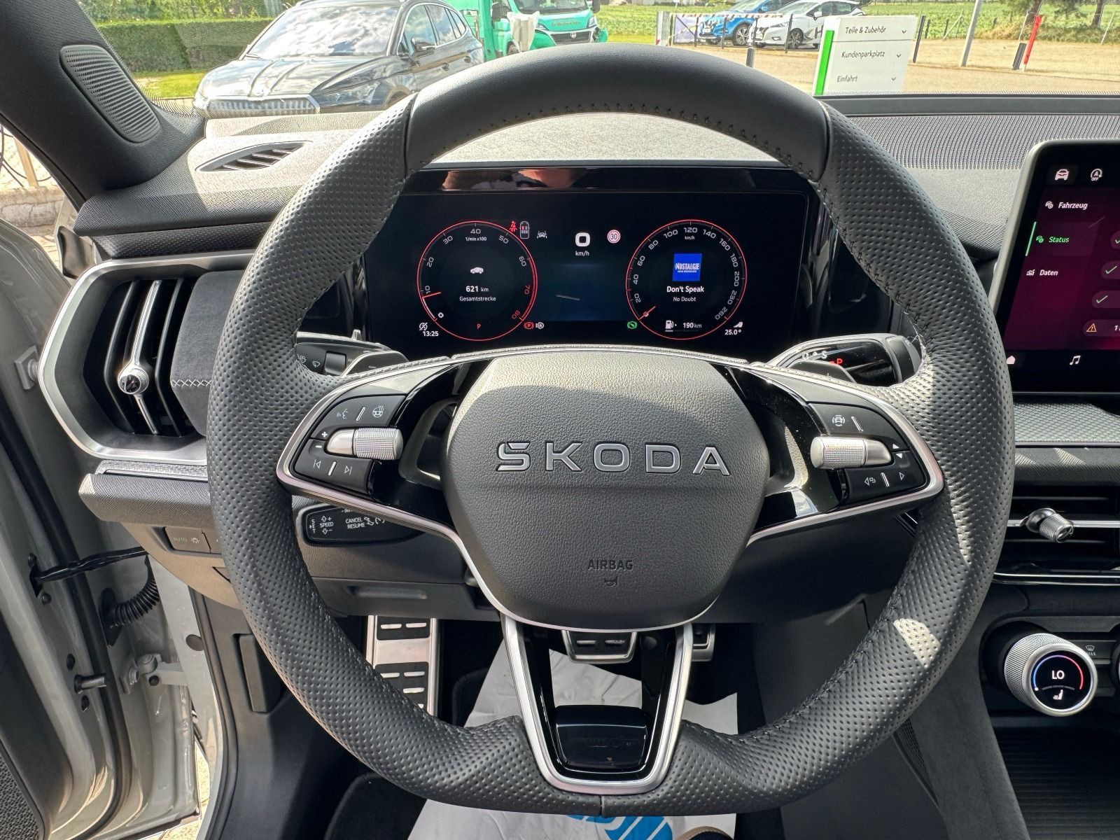Fahrzeugabbildung SKODA Kodiaq 2.0 TSI Sportline 4x4 DSG*RFK*Matrix*AHK*