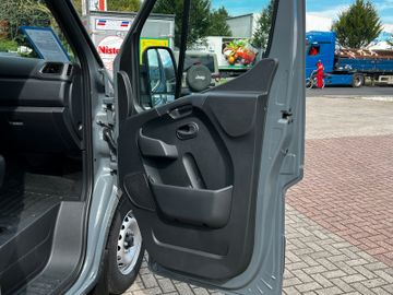 Bild 7 Nissan Interstar Kastenwagen L3H2 3,5t Acenta FWD