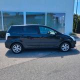 Toyota Corolla Verso 1.8 Team - Toyota Corolla Verso Team mit Benzin-Antrieb