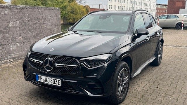 Image of Mercedes-Benz GLC 300