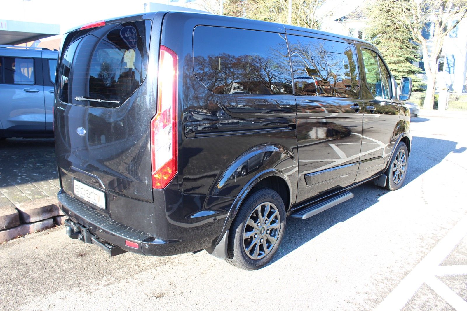 Ford Tourneo Custom Titanium L1 2.0l NAVI TWA AHK foto 2
