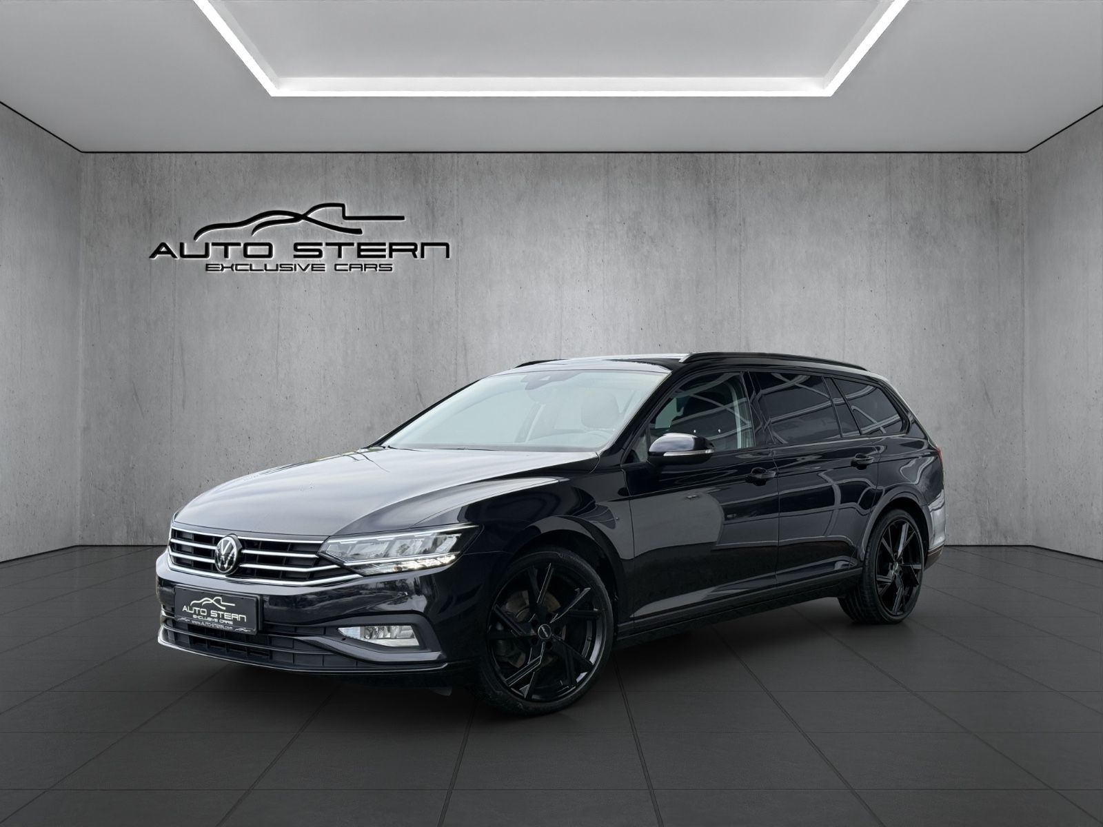 VW Passat Variant 2.0 TDI NAVI RCAM ACC SPUR 19"