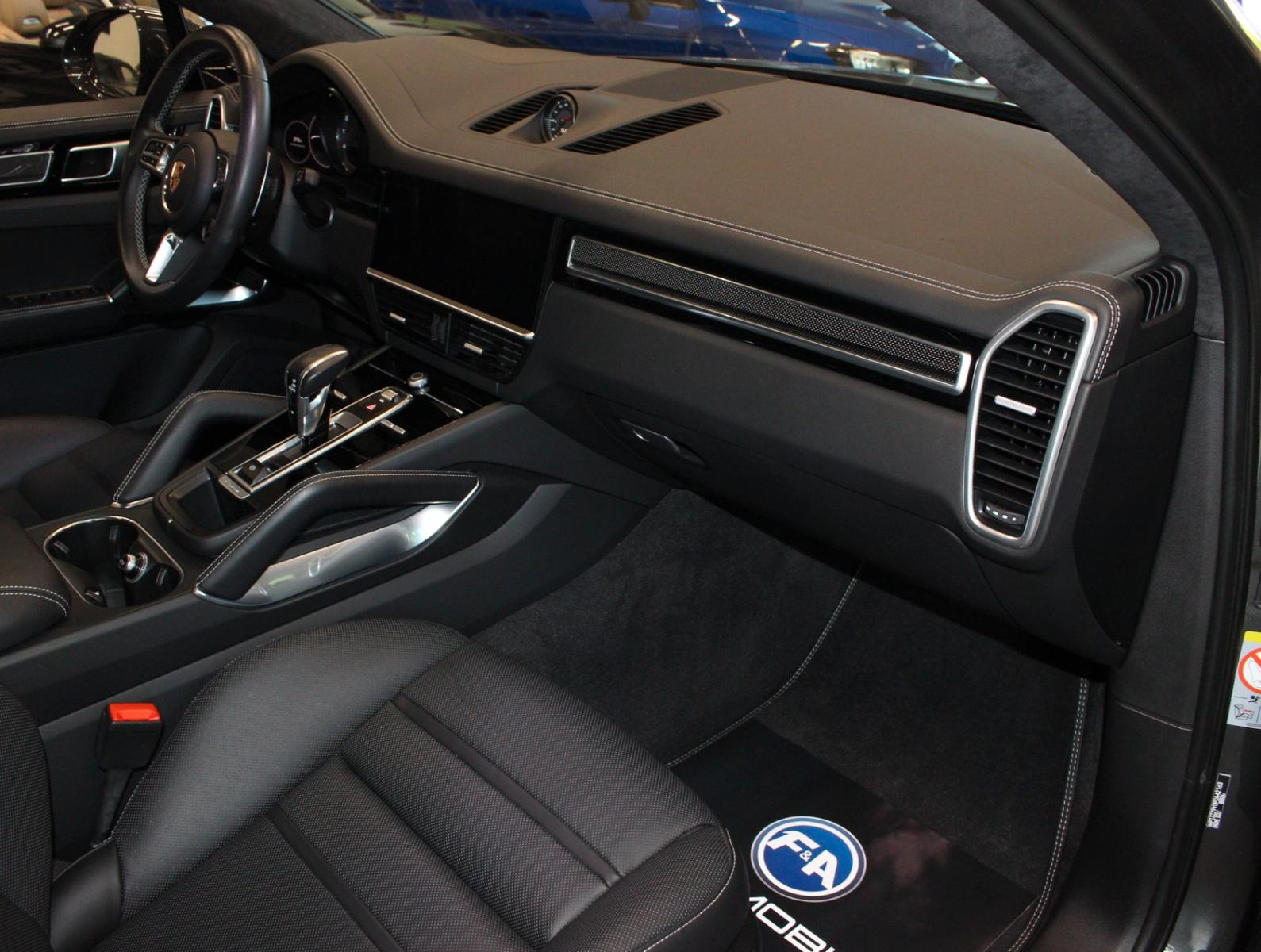 Porsche Cayenne Turbo SportDesign-Paket|Carbon|PSCB|PDCC