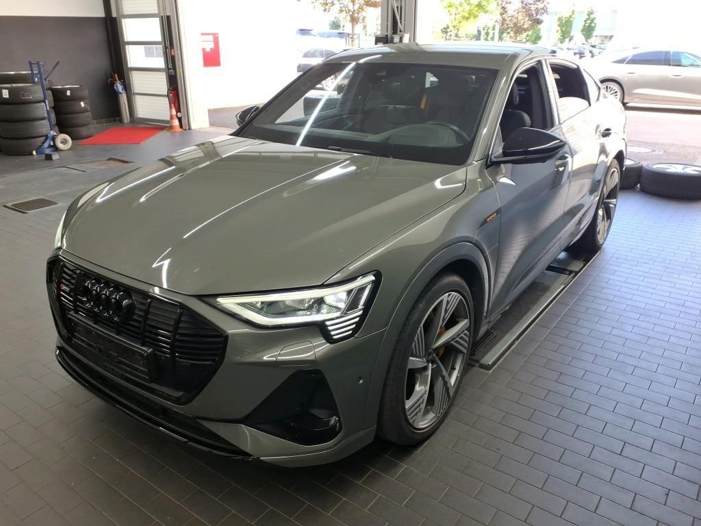 Image of Audi e-tron