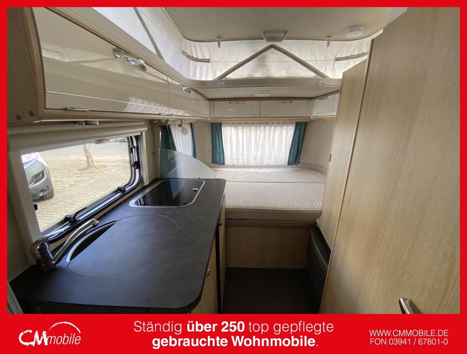 HYMER / ERIBA / HYMERCAR Touring 430 - Aufstelldach - Festbett -