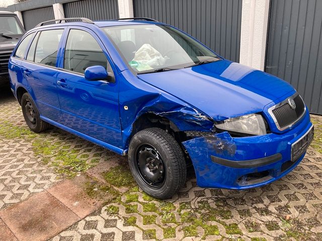 Skoda Fabia Combi 1.4 16V 59 kW Unfall