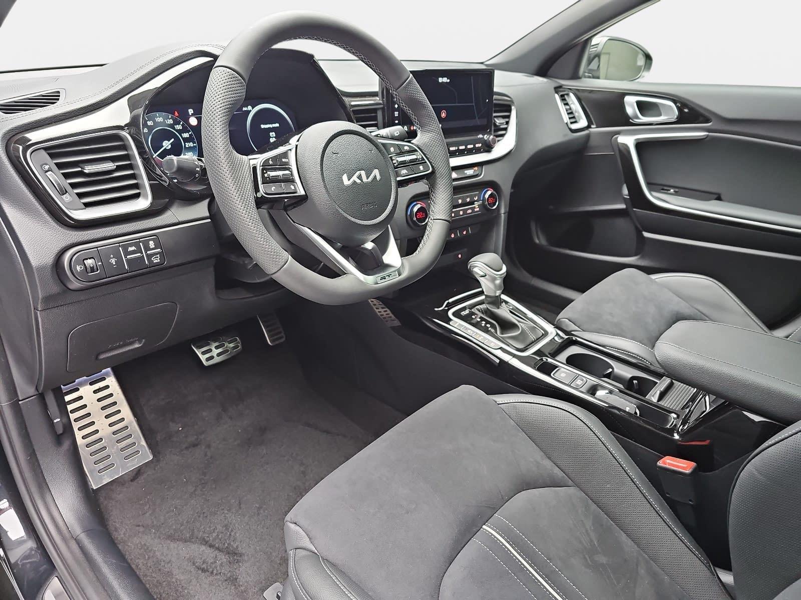 Kia CEED SW 1.5 T-GDI DCT7 GT-LINE TECHNOLOGIE LEDER