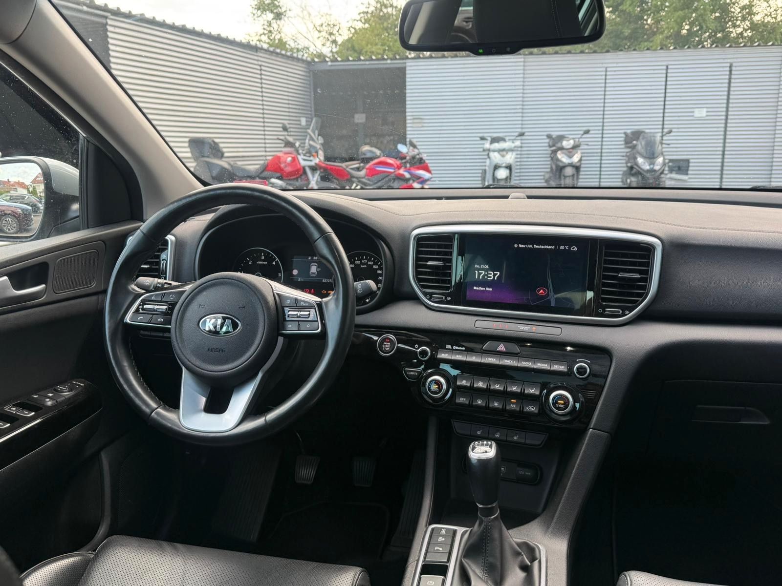 Kia Sportage Black Edition 4WD/ KAM/ NAV/ PANO/ LED foto 14