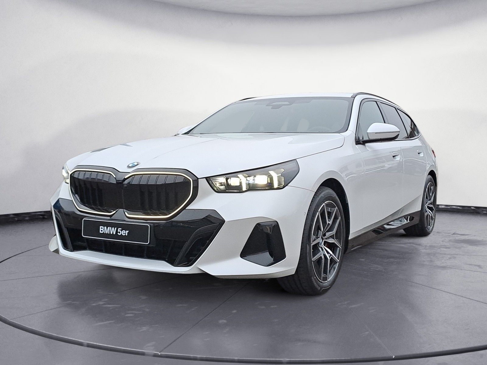 BMW 520d xDrive Touring MSportPro Innovat.paket AHK imagem 2