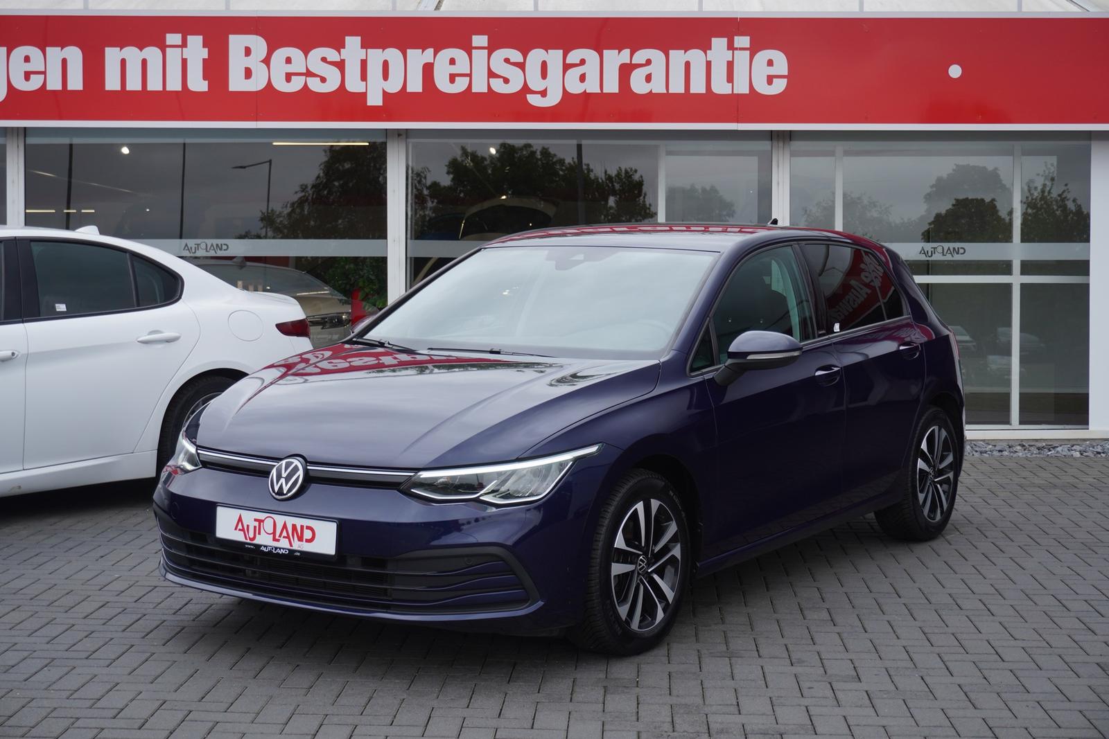 Volkswagen Golf VIII eTSI Klimaaut. LED Navi Kamera, миниатюра 2