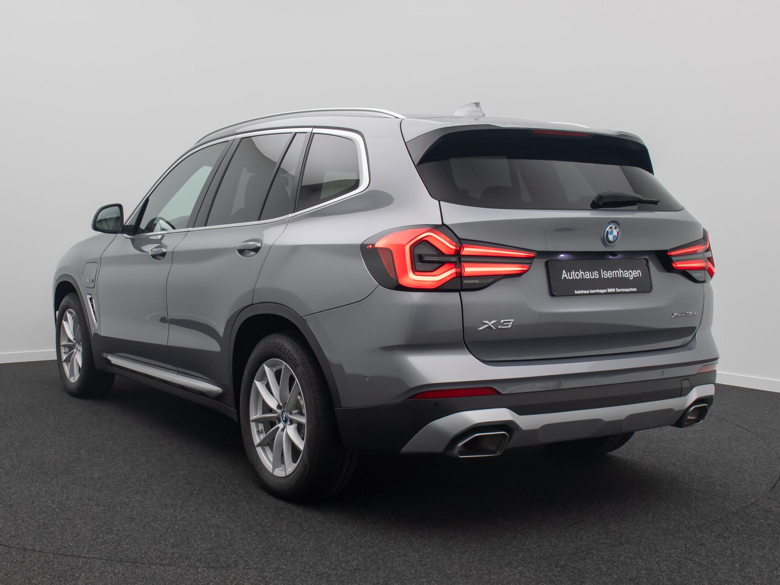 Fahrzeugabbildung BMW X3 xD30e Alarm DAB HiFi Kamera Sportsitz Panoram