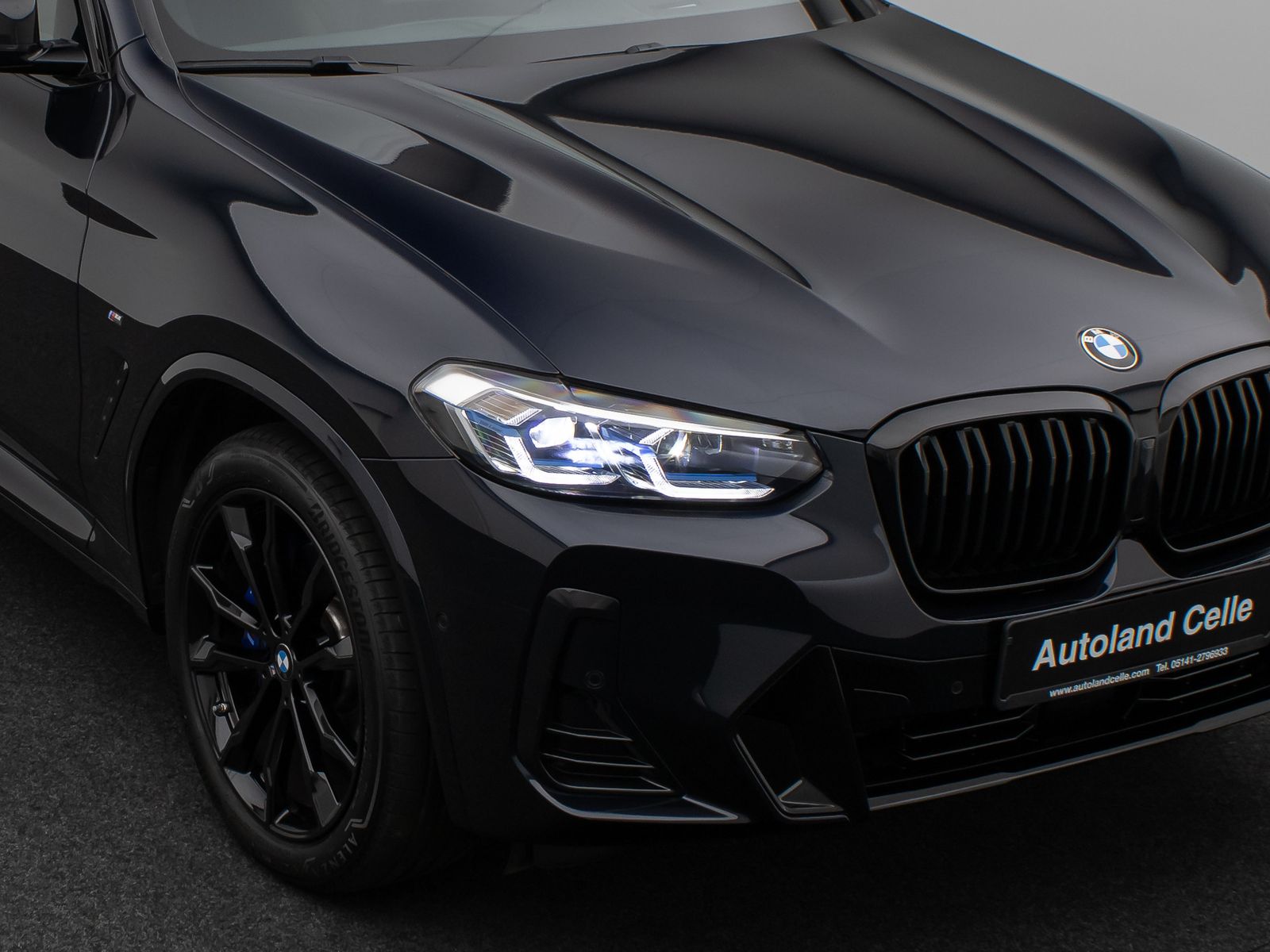 Fahrzeugabbildung BMW X3 M40i  Kamera Laser HUD DAB H/K ACC Komfort