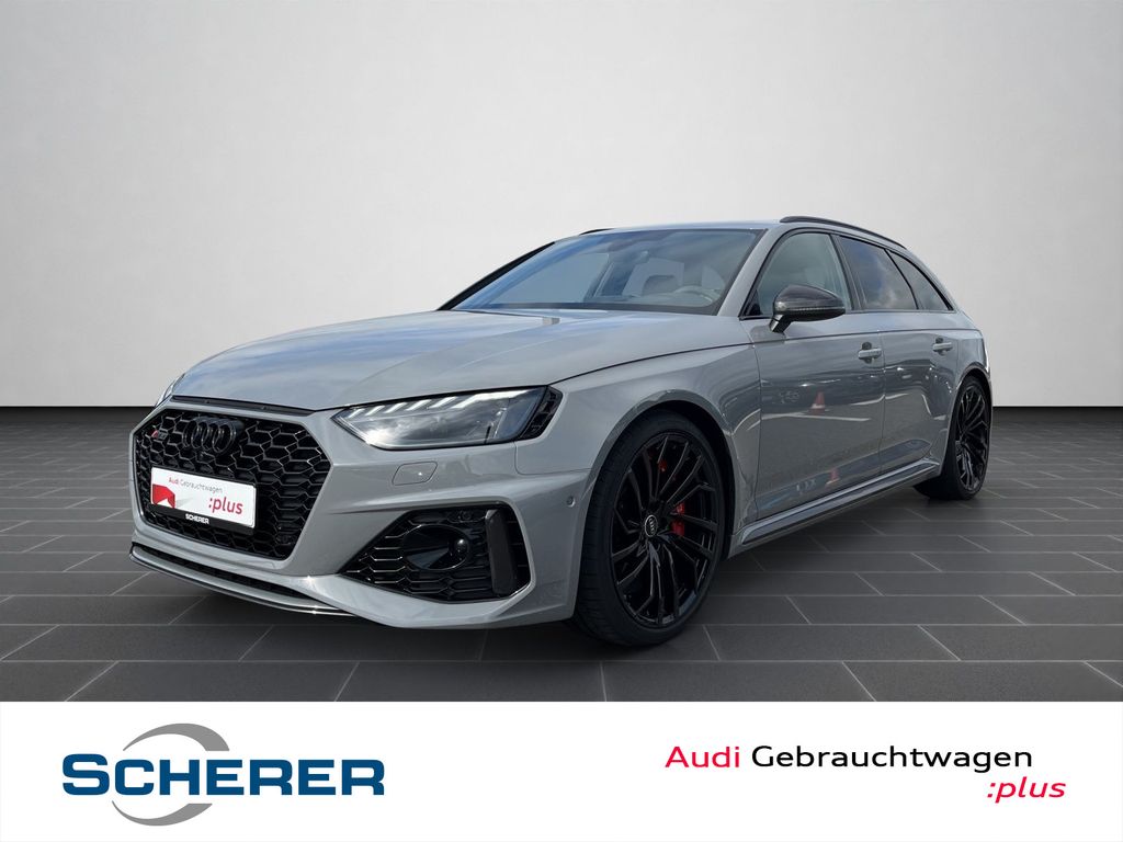 Audi RS 4 Avant PANO B&O MATRIX HUD MMI KERAMIK SHZ