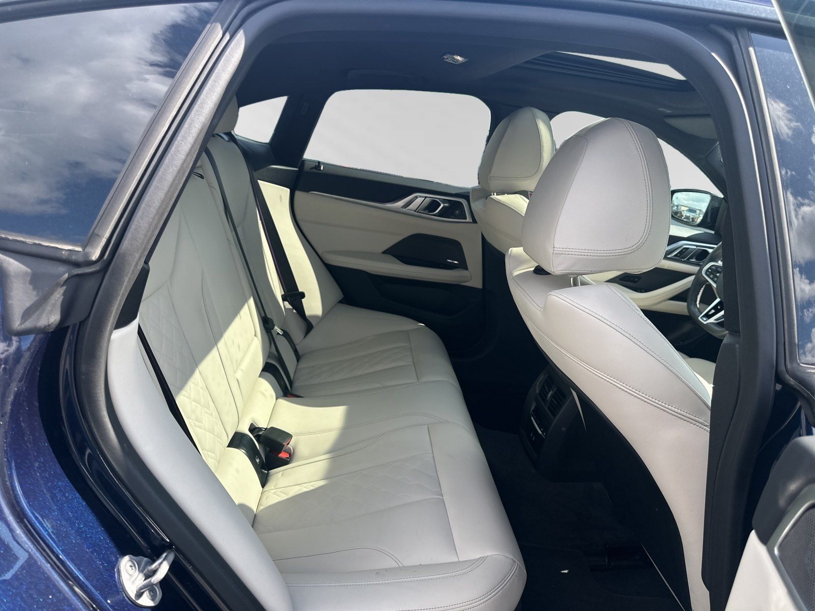 BMW i4 - Bild 15