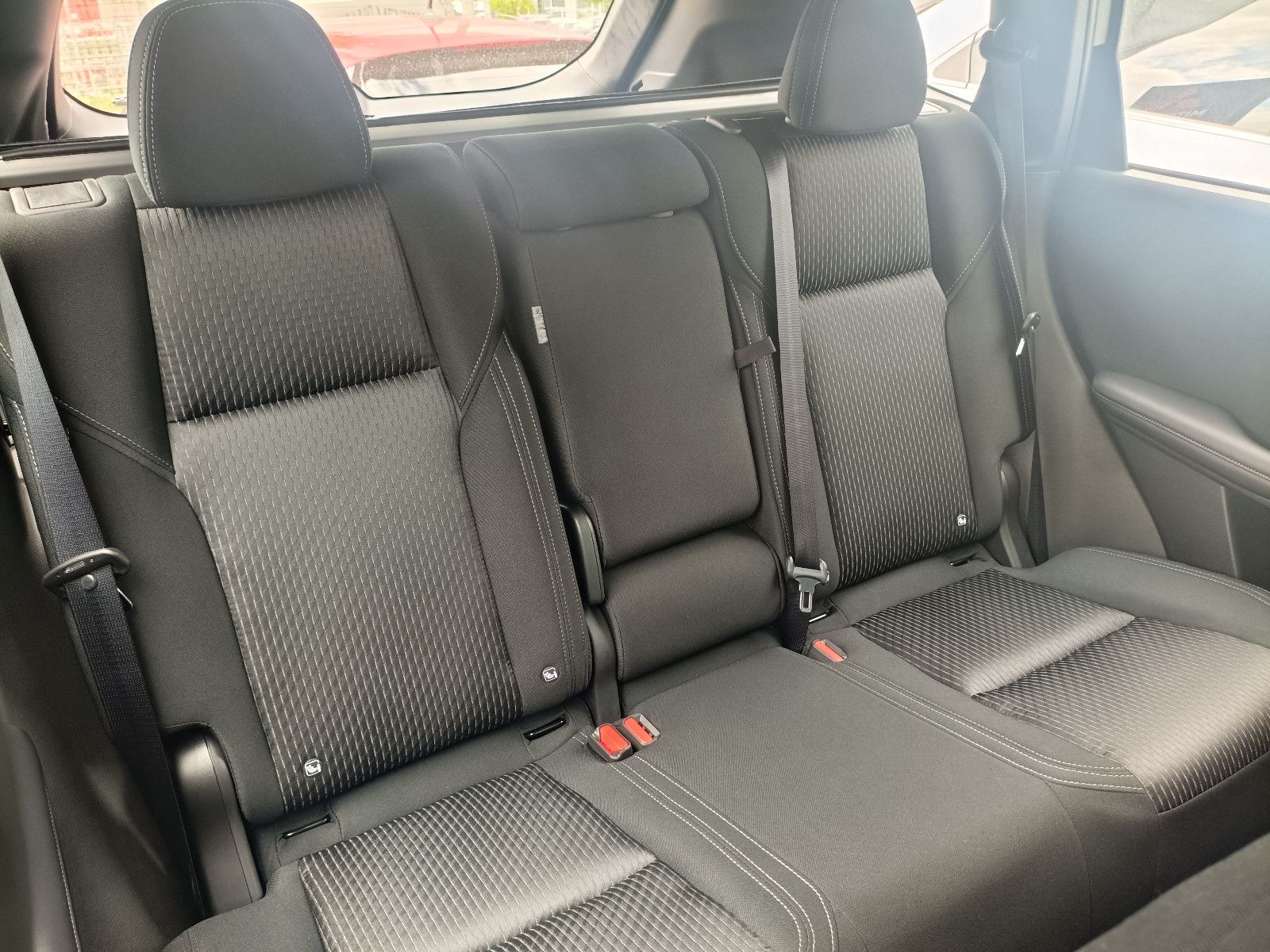 Mitsubishi Outlander - Bild 8