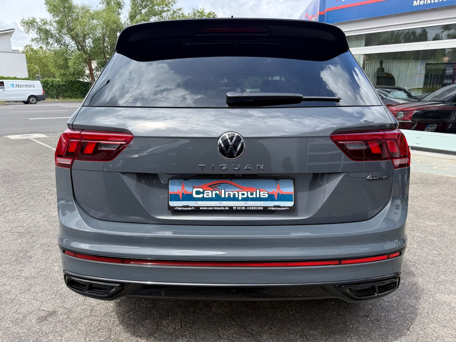 Volkswagen Tiguan R-Line 4Motion Pano AHK Cam foto 3