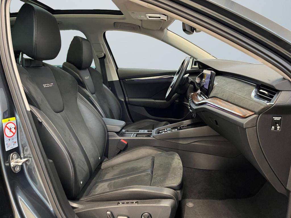Skoda Octavia 2022 г. Серый, пробег 58131 км