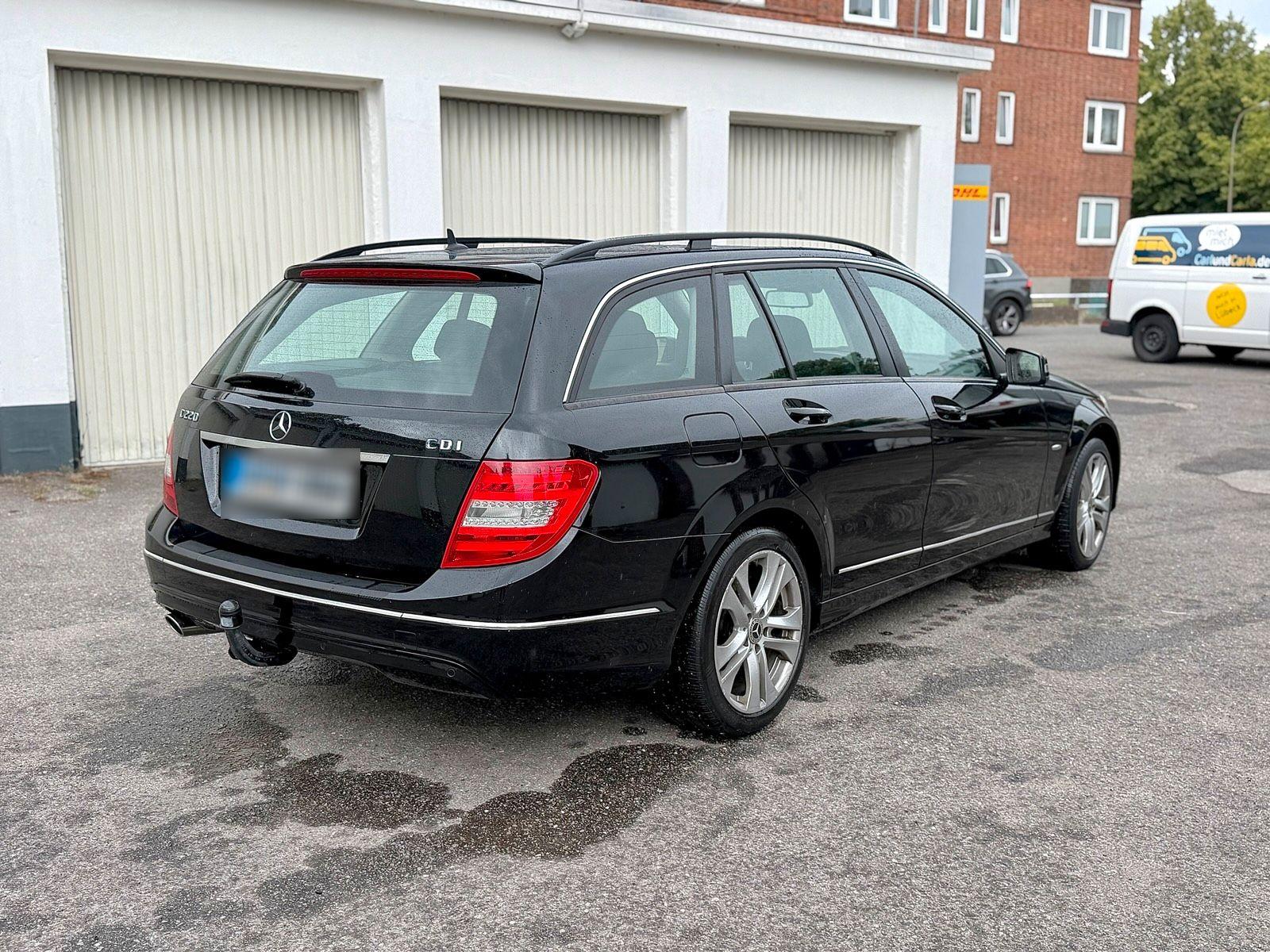 Mercedes-Benz C220 2011 — engine 170 HP (125kW)