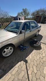 Mercedes-Benz W201 190E 2.0 - Mercedes-Benz 190 Gebrauchtwagen in Nürnberg