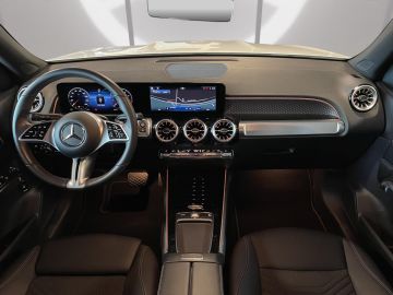 Mercedes GLB 200 - 8