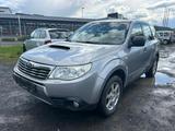 Subaru Forester Active 4x4 Euro-5 - Subaru Forester aus 2010: X