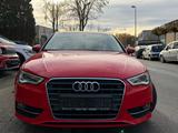 Audi A3 S line Sportpaket, NAVI, PDC, 150PS - mit Diesel-Antrieb: Limousine, Sportpaket