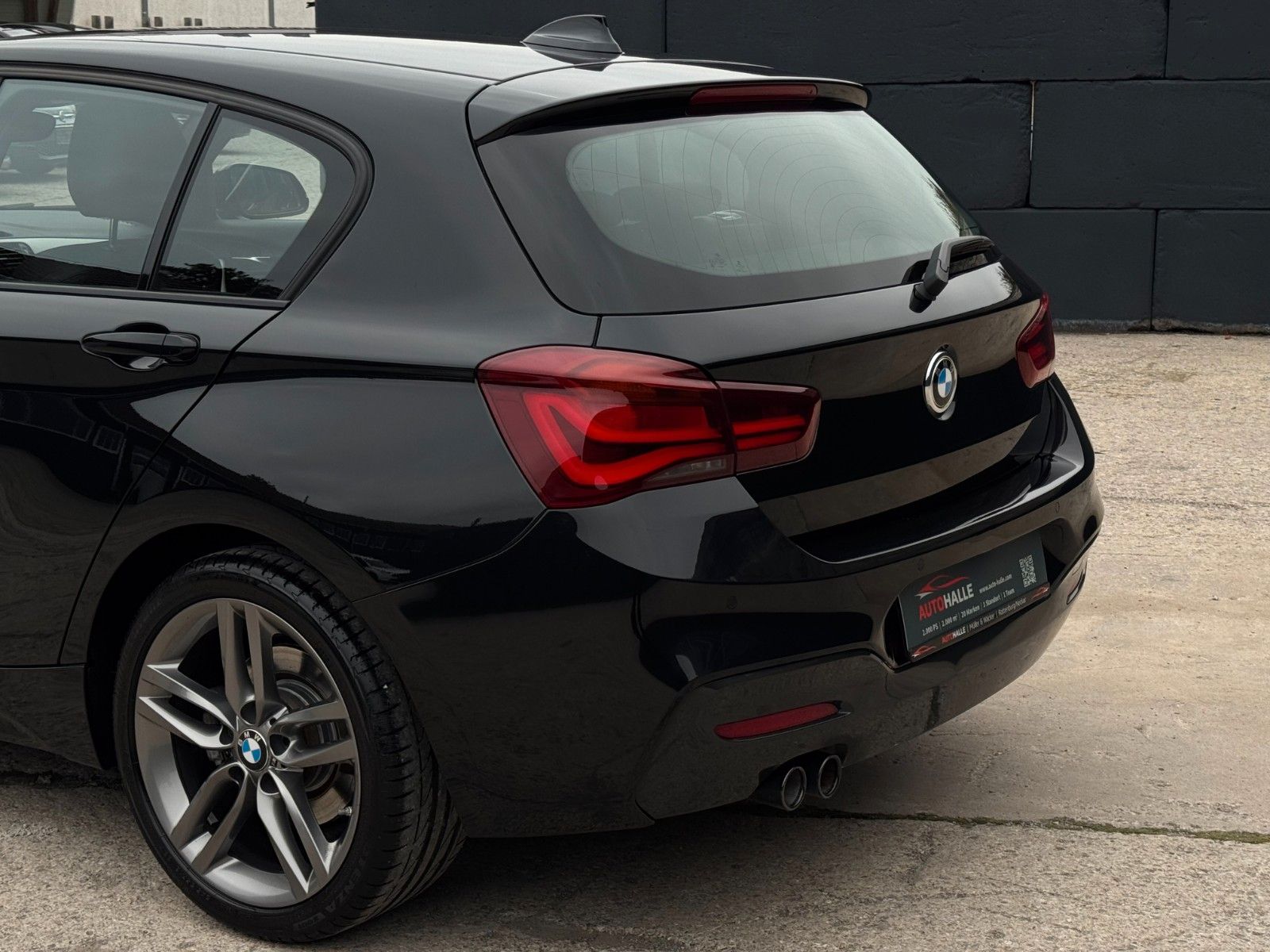 Fahrzeugabbildung BMW 120i Edition M Sport Shadow Leder Temp. SHZ PDC