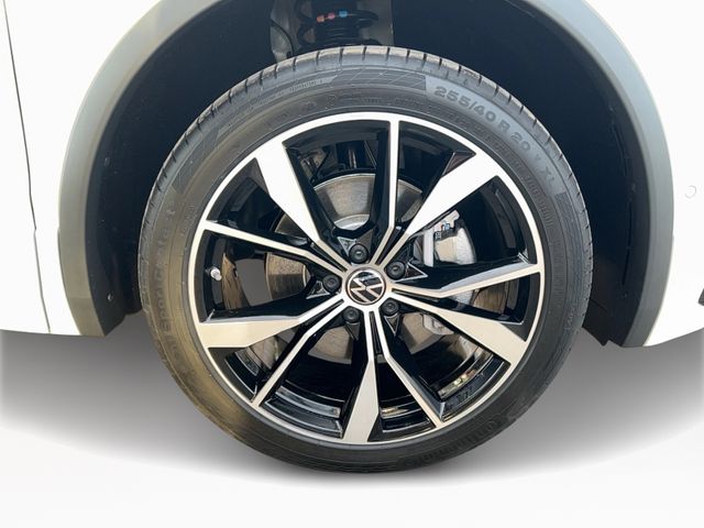 Tiguan Allspace R-Line 2.0 TDI 4MOTION, AHK, 7-S