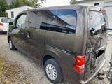 Nissan NV200  Evalia mit AHK & Fahrradträger - Nissan NV200 aus 2016