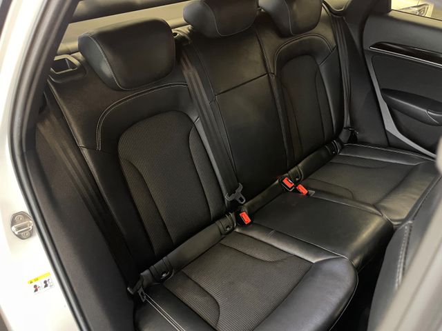 Audi Q3 sport 2,0 TDI S-LINE*LED*NAVI*AHK*HIFI*DAB*