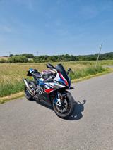 BMW M1000RR - Offers matching your search criteria