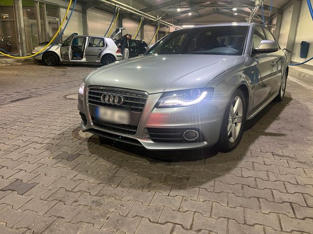 Audi A4 B8 2,7 TDI S Line ++