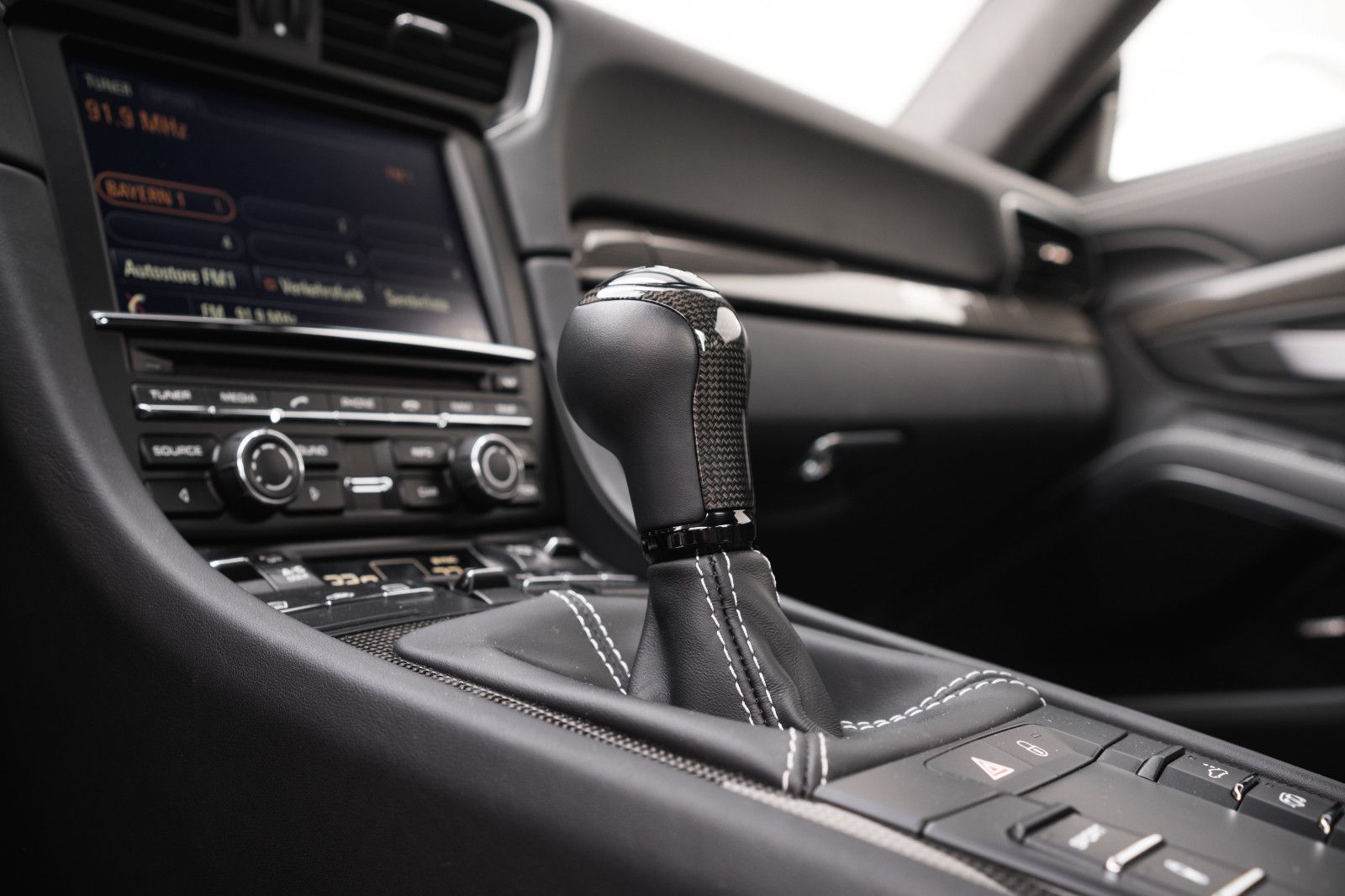 Fahrzeugabbildung Porsche 991/911 R - 985KM-Lift-90L-LED-Einmasse-Approved