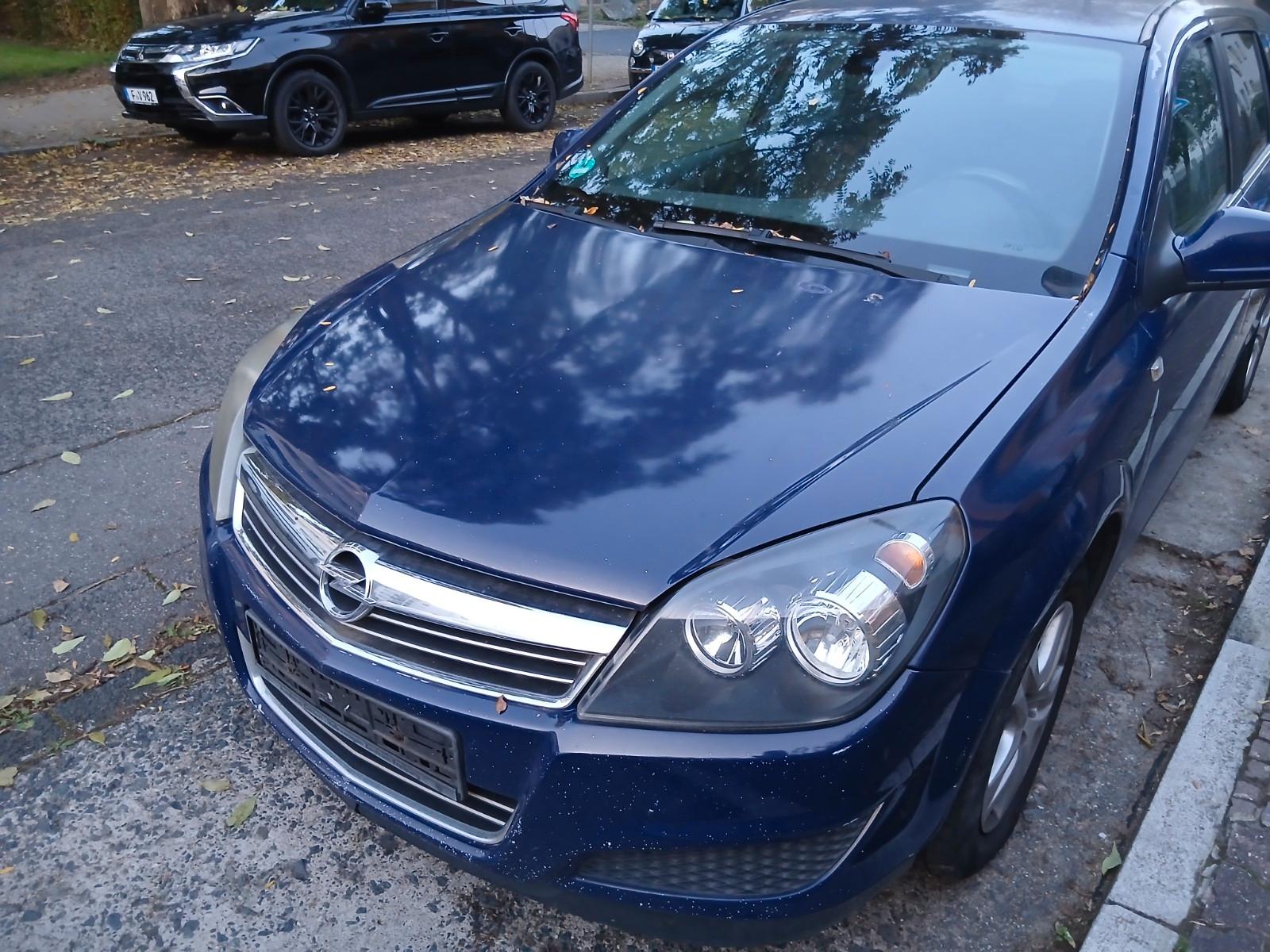 Opel Astra, 2010
