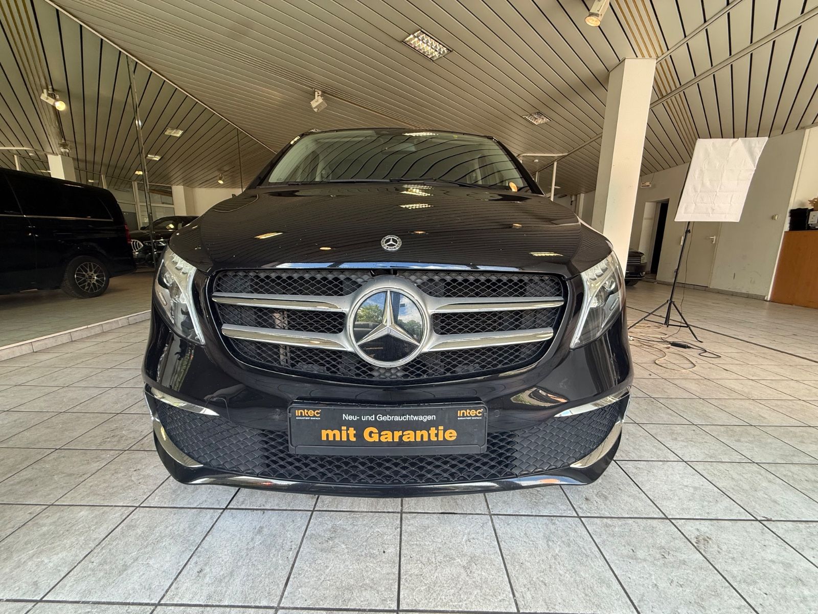 MERCEDES-BENZ V 250 AVANTGARDE EXTRALANG
