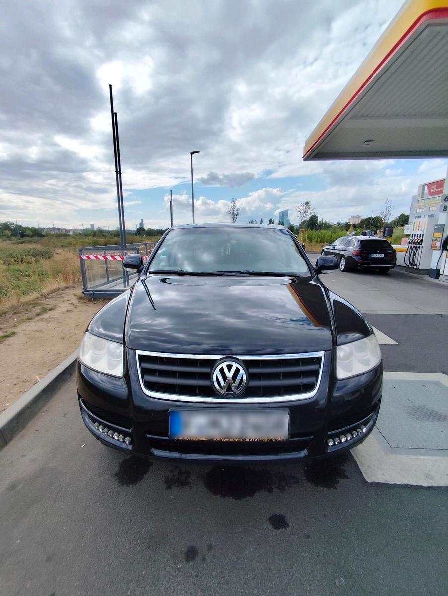 Volkswagen Touareg 2005 — photo 11