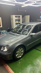 Mercedes-Benz C 200 w203 Facelift volleder sehr gepflegt! - Mercedes-Benz C-Klasse: W 203