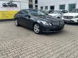 Mercedes-Benz E 250 EKlasse Coupe E250 BlueEffi*Garantie*8xRei - Mercedes-Benz E 250: Coupé