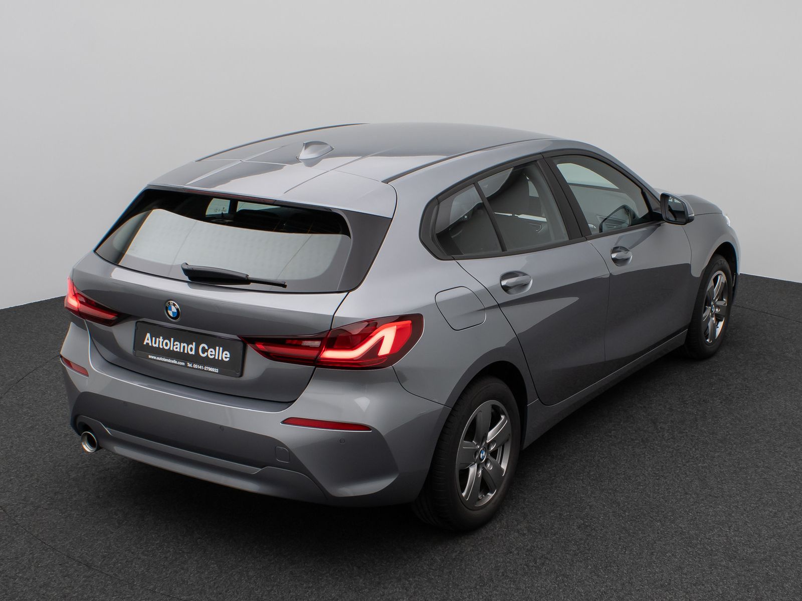 Fahrzeugabbildung BMW 118i DAB CockPitPr PDC Alarm Geschwindigkeitsreg