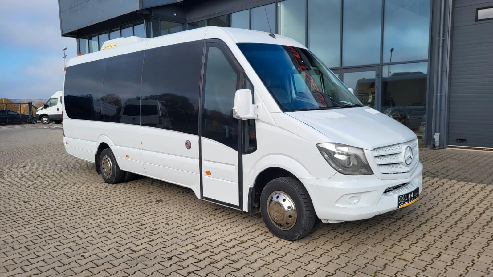 Mercedes-Benz Sprinter 519 CDI - 24 places