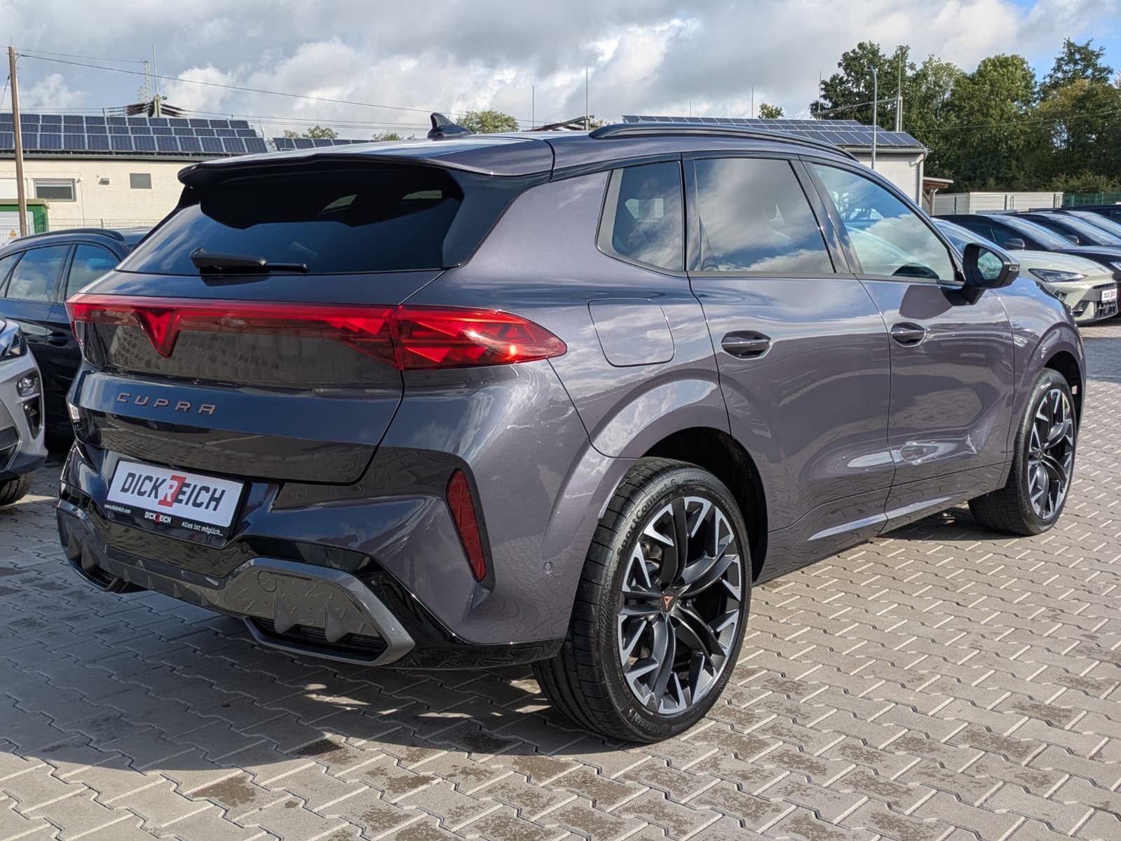 Fahrzeugabbildung CUPRA Terramar 2.0 TSI 4D VZ HUD*MATRIX*PANO*DCC*20"